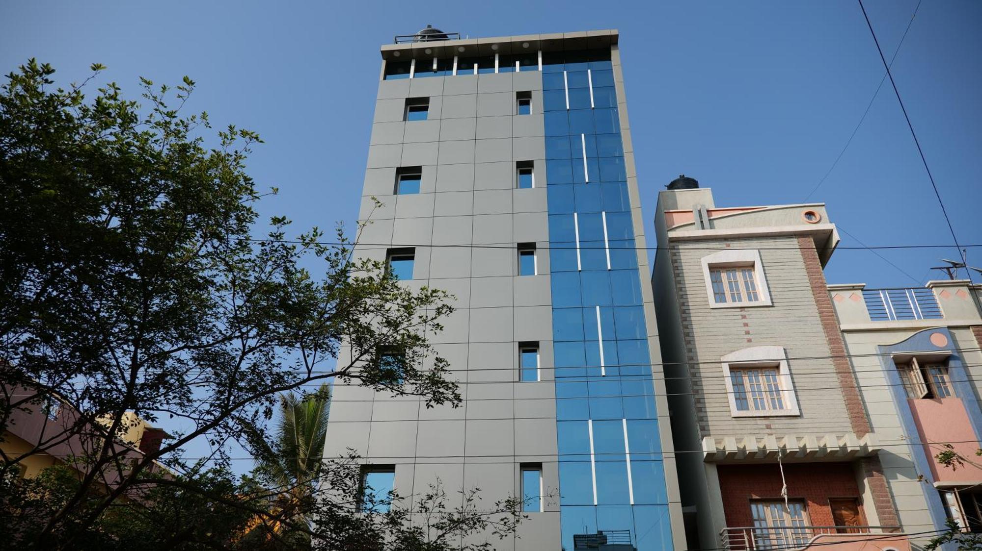 The Ventura Grand Hotel Bangalore Exterior foto